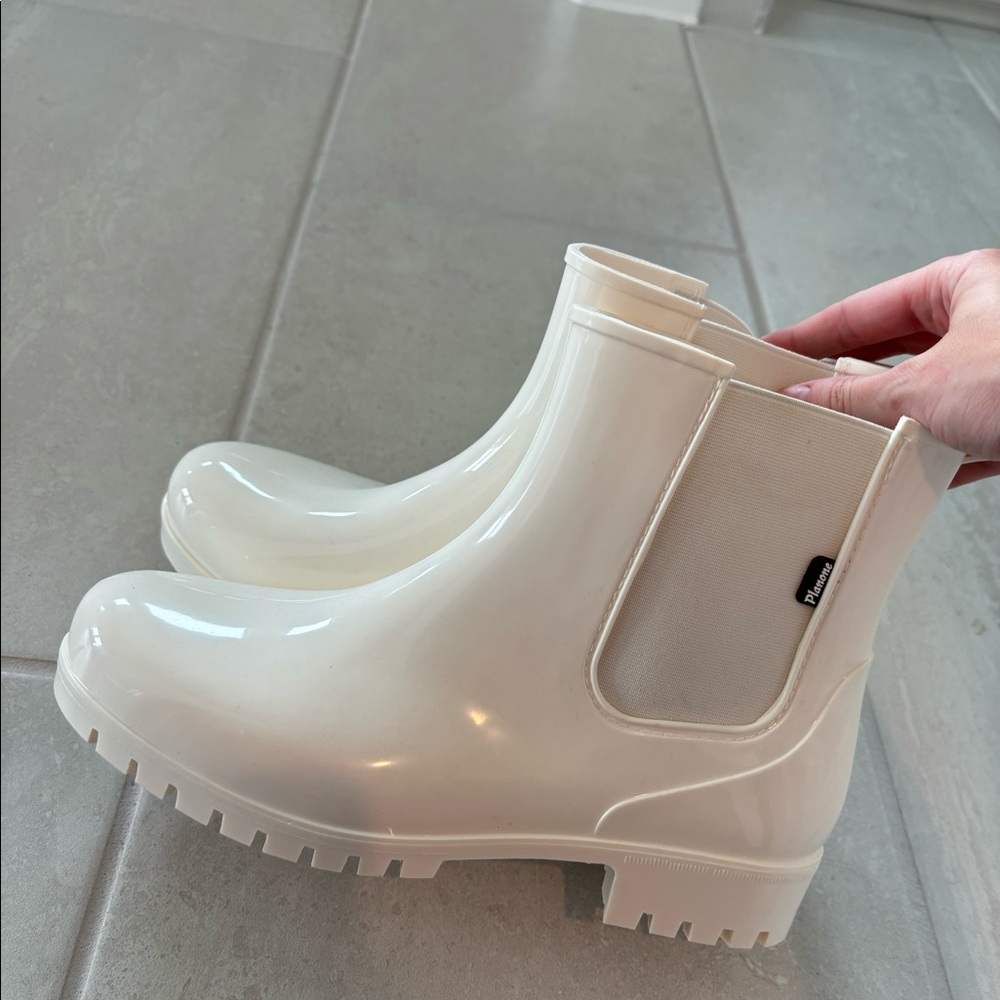 BRAND NEW Cream Rain boots!!!